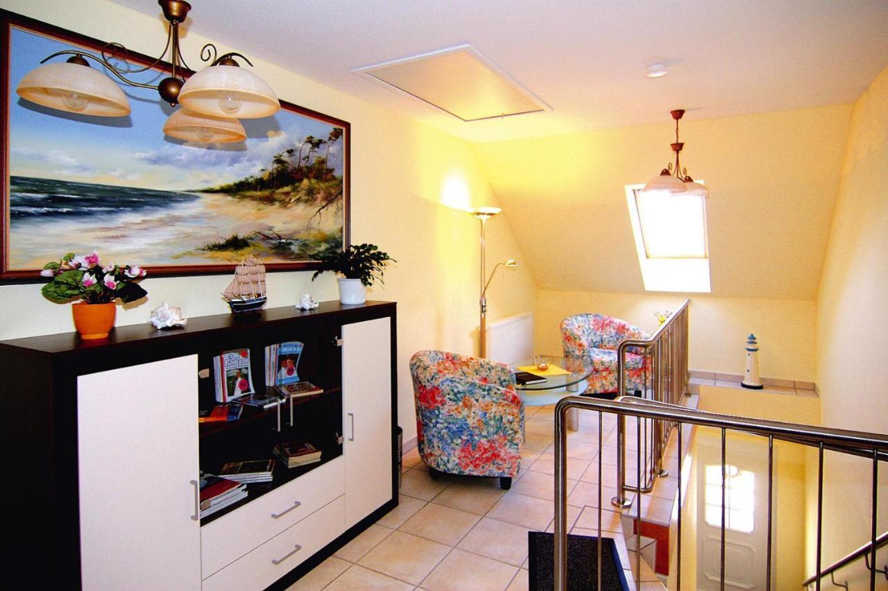 Apartment In Dierhagen With Parking Space ภายนอก รูปภาพ